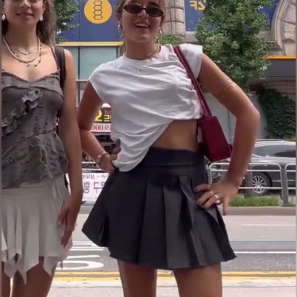 Korean school girl mini skirt . slacks material - Picture 1 of 7